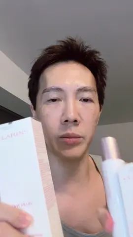 Good skincare helps, but honestly… half the glow comes from your mood and emotions too ✨ #clarinsbrightplus 