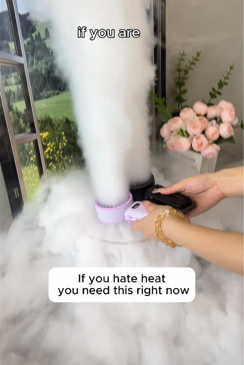 Take this everywhere-work,travel,even walking in the heat🌞to keep you cool no matter the weather!#Minifan #Portablefan #hashtag #Diveblues #Rechargeablefan 