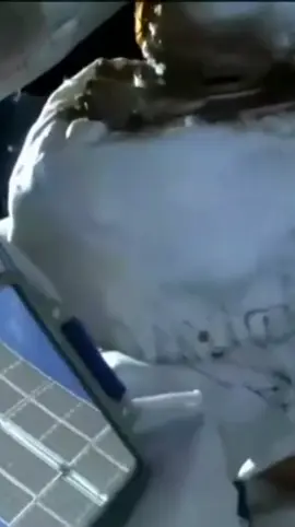 Cosmonauts leave International Space Station