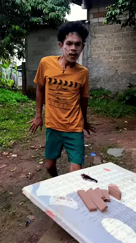 105_20260527_Bego Colek Eu Eu Ayam Pakai Wafer_ZtaOOwG0o-c