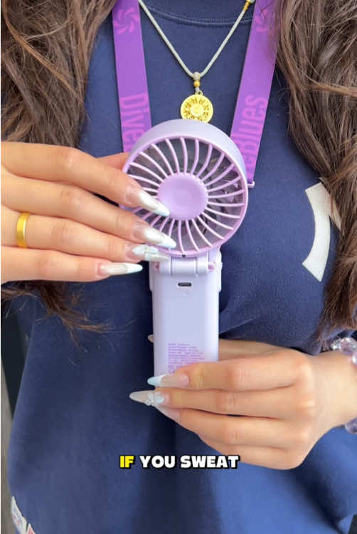 It’s really cool🧊There are one hundred gears to adjust.#Portablefan #handheldfan #Diveblues #summerwins #tiktokshopdealsforyoudays 