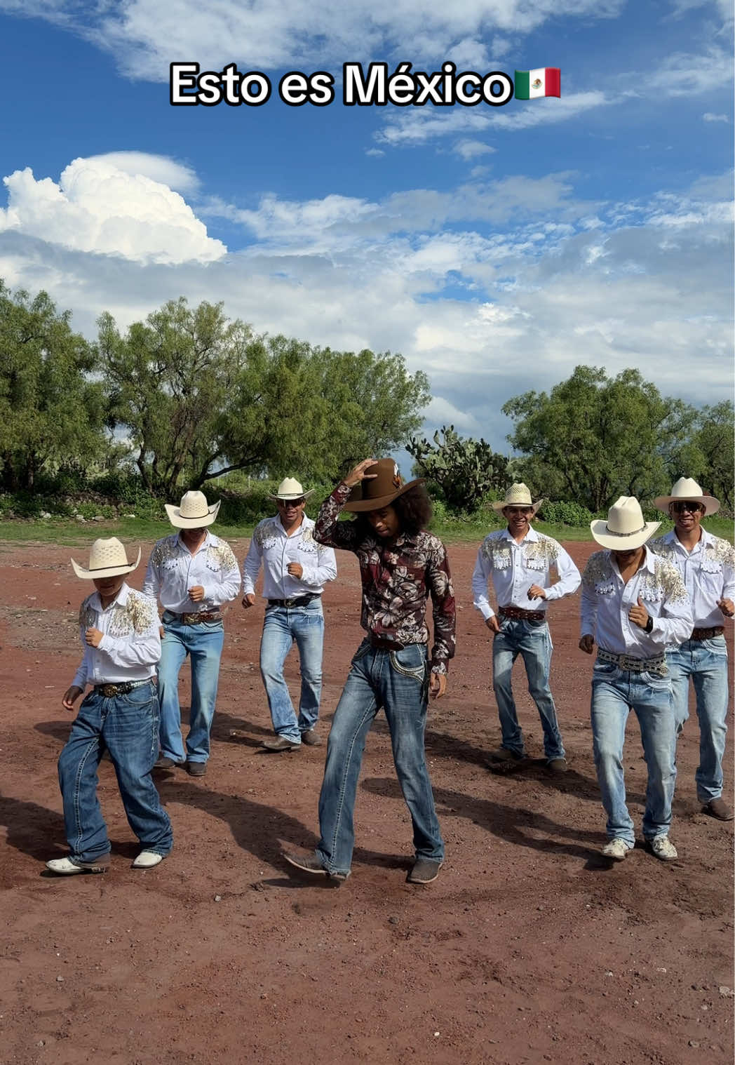Rate from 1-10😂! Had so much fun learning this dance🇲🇽😍! 
