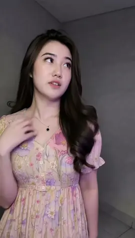 Hati-hati, dress ini bisa bikin semua orang tanya belinya di mana 🌸#creatorsearchinsights  #daster  #rekomendasioutfit  #fypシ゚ 
