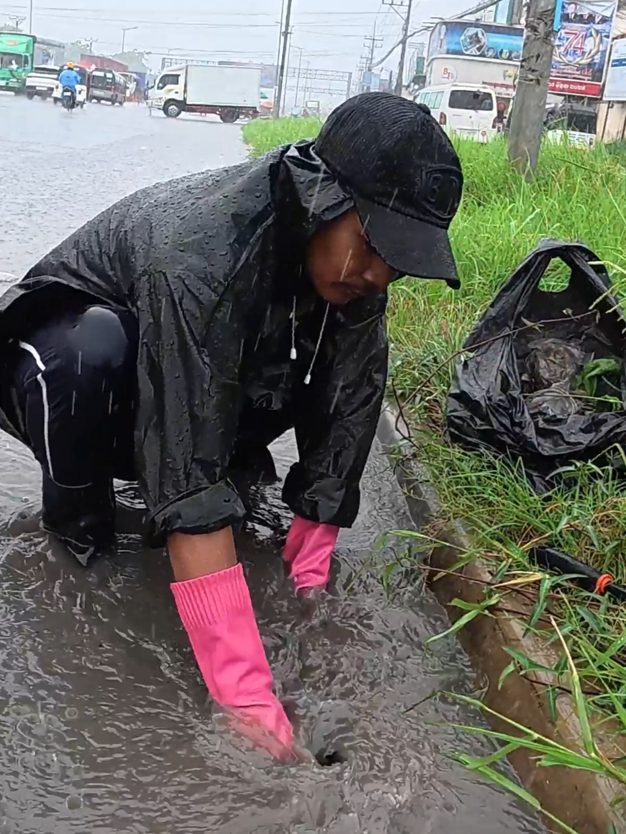 After I Cleared the Plastic— Flood Water flow Instantly!  #satisfying #viralvideo #unclogged