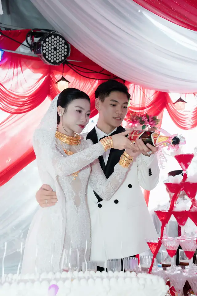 Tráp chồng chiều :))))) #chanelclassicflap #reviewmypham 