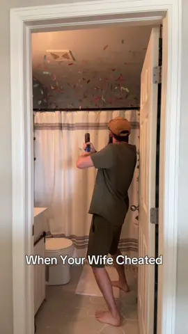 I turned the water on COLD and left the bathroom 🤣🤟🏼 #couples #prank #fyp #relationships #marriage 