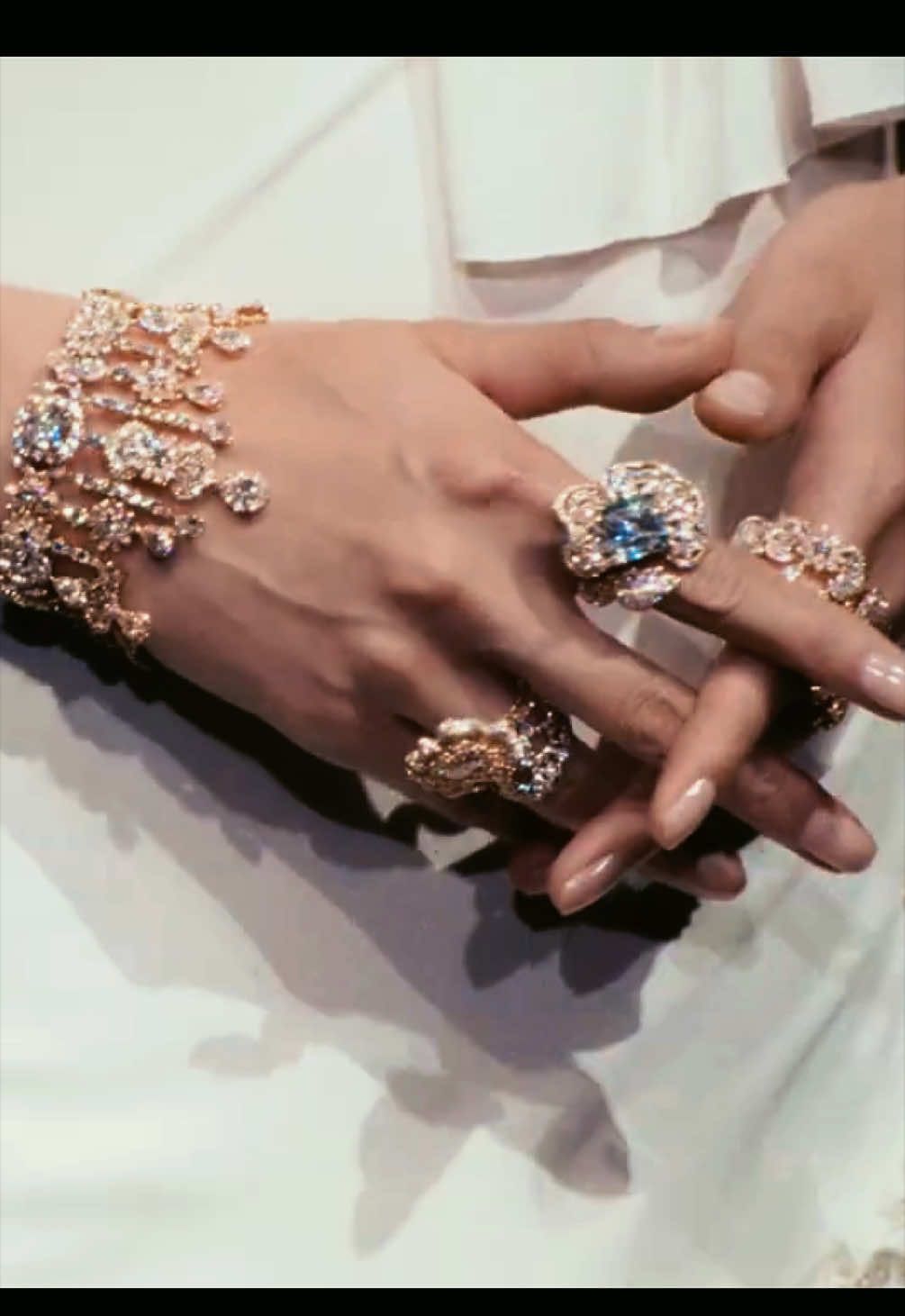 The ‘Diorissima’ Haute Joaillerie Collection by Victoire de Castellane ✨ #dior #highjewelry #diamond #foryou #viral 