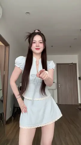 Em mới tập tành nhảy bán quần áo ạ 😙 #xuhuong #trending #nhaytiktok #shopquanao #tiepthilienket 