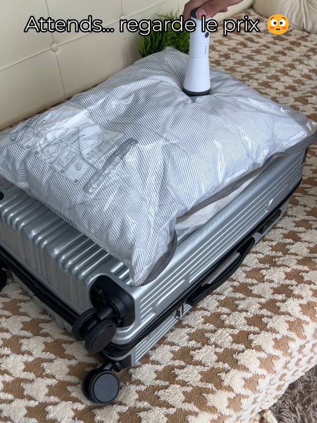 Le hack voyage TikTok qu’on voit partout 👀 #traveltok #packinghack #voyage #pourtoi#foryoupage❤️❤️ 