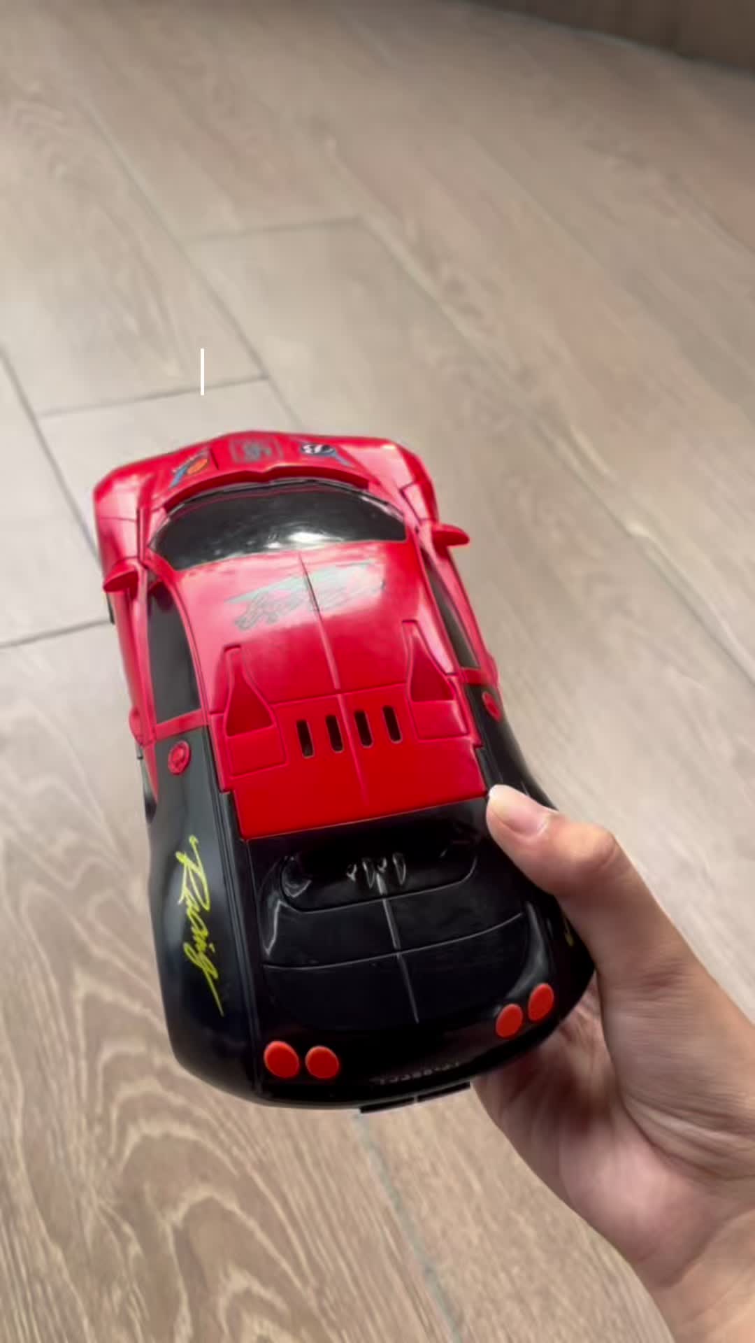 Coche Transformable Eléctrico CarRobot con 2 Modos  Juguete para Niño niño toca coche+3 Años Fomenta Creatividad y Entretención Diseño Moderno y Movimiento Automático  Prefecto para Navidad y Reyes Magos #caraccessories #kidstoys #juguetesniños #marveltoys #toycollector #canichestoys #toycar #modelcar #kubokids #toycars