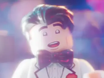 I just die in your arms tonight…#lego #batman #Love #fyr #fyp 