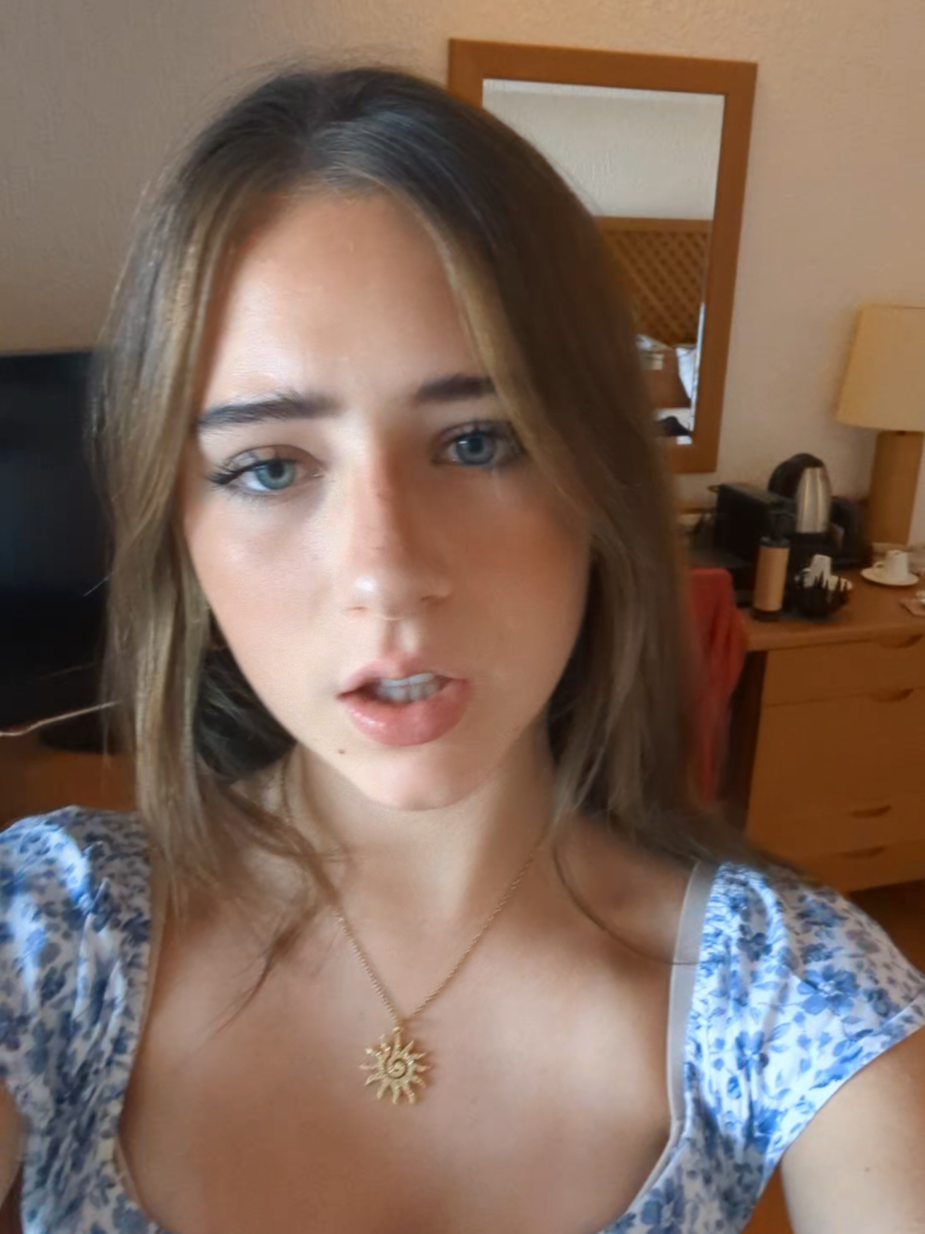 so close to 10k ||#xyzabc #trend #viral #blueeyesbrownhair #fypシ 