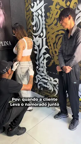 Levou o namorado #tattoo #meme #tattoofeminina 
