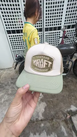 Mũ lưới chai siêu cá tính cả nhà ơiiii. 