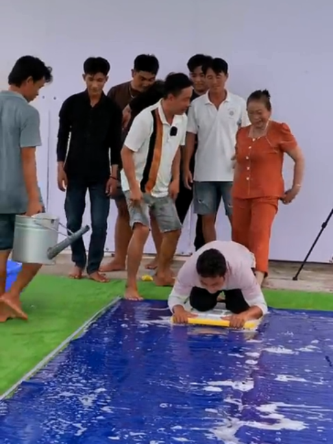 Thử Thách Đẩy Ván Trượt Xa Nhất ｜ Phước Lầy_p6#phuoclay #phuoclaytv
