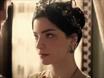 Italian Beauty. Merve was definitely a work of art in her portrayal of Nurbanu. #magnificentcentury #muhteşemyüzyıl #nurbanusultan #nurbanusultan#fyp #parati 