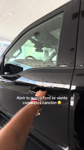 No hay nada mejor que olor a auto nuevo 😮‍💨 #foryou #ford #raptor #estreno #lobo 