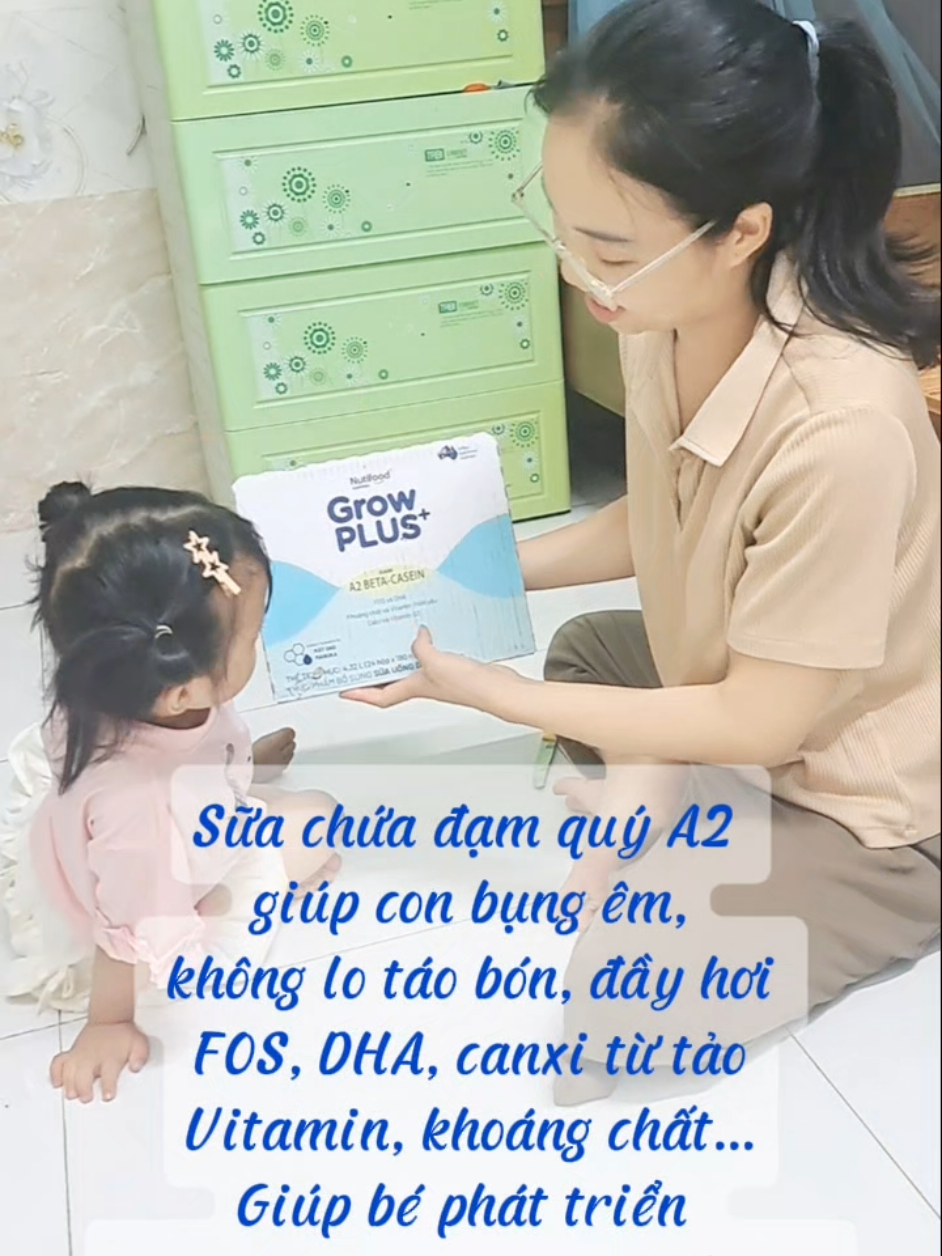 Cùng mình Unbox thùng sữa mới cho bé  #MomchelinA2Club #GrowPLUSA2 #SuaA2 