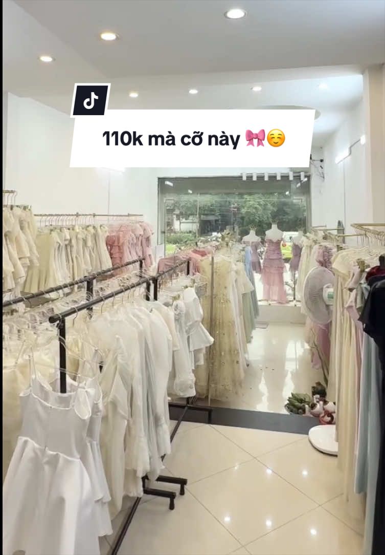 Nàng nào thích lụa thì mời tấp vô đây ☺️🎀 #trending #viralvideo #thuevay #thuevaythieke #THANHTRI 