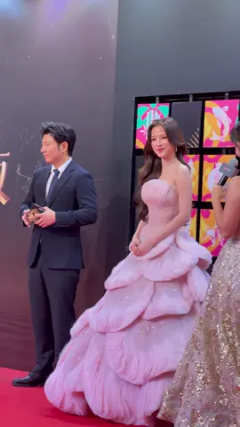 สวยที่สุด💗💗 #ใบเฟิร์นพิมพ์ชนก #baifernbah #WEIBOGALA2026 
