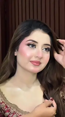 Glow starts with the eyes. 💛✨ Learn how to create this soft yet glamorous golden glitter eye look that's perfect for weddings, parties, and festive events. Save this tutorial for your next glam session & tag your bestie who needs to try this look! 💫 💄 Makeup by Sinthya #ModernBridalMakeup #makeupbysinthya 