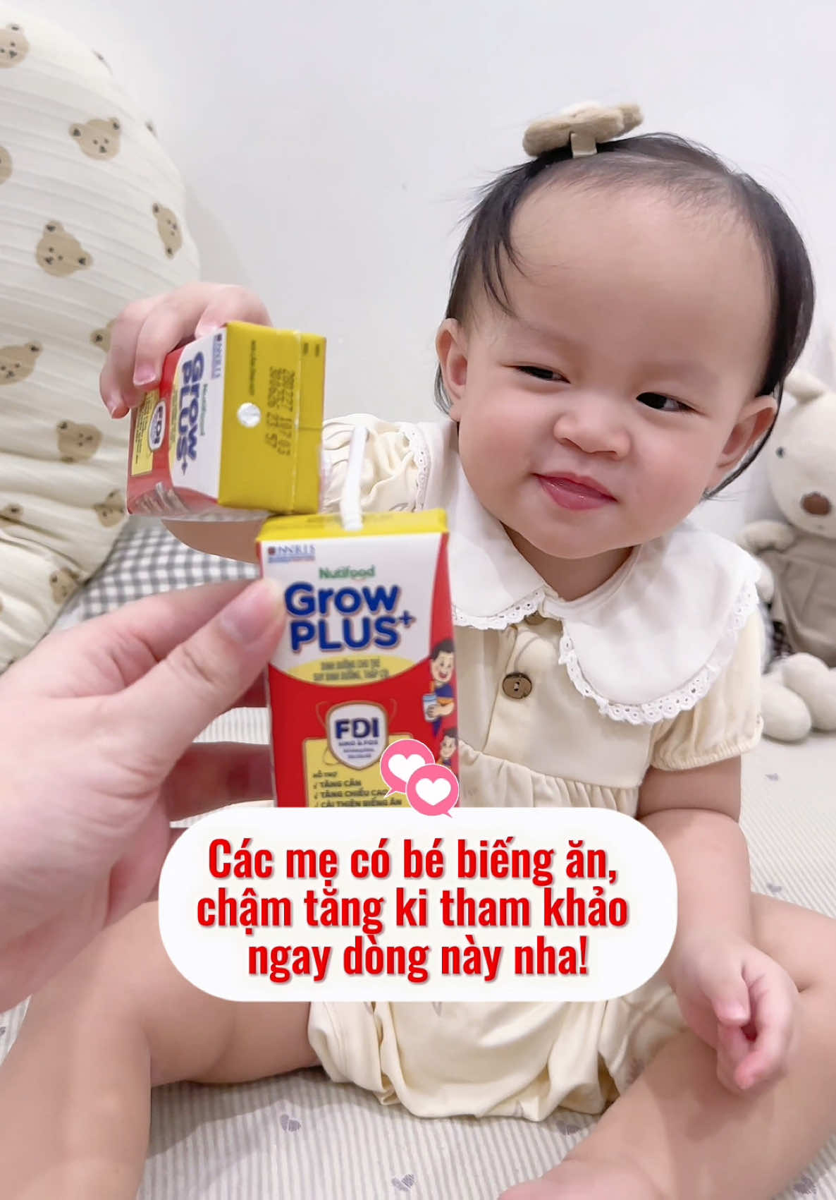 Mẹ nào có embe mê GrowPLUS+ đỏ giống Michi thì điểm danh nhé 😋 #growplusdo #suatangcan #NutifoodGrowPLUS  #DonBayTangCan #TayChamHangNang 