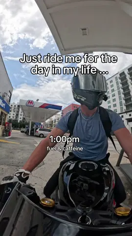 There's so much that happened in this video  #reelsviral #explore #motorcycle #BookTok #biker 
