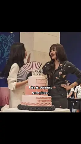 my duoo. we got so many jenlisa moments together, omg, they're literally SOULMATES. // jenlisa were in their own world today 😭 #jenlisa #blackpink #10thanniversary #makeitviral_dontflop #foryou @TikTok 