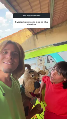 Velma tá grávida e eu sou o pai hahaha 