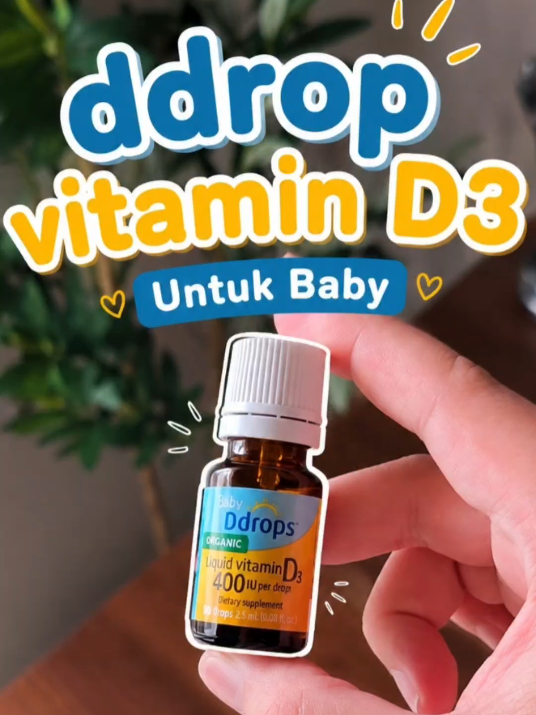Baru tahu rupanya baby bawah 1 tahun perlukan sekitar 400 IU vitamin D sehari. Vitamin D ni bantu badan serap kalsium yang penting untuk tulang & gigi 🦴✨ Ddrops Baby ni pula 400 IU per drop, memang mudah nak beri ikut dos yang disyorkan. Kalau tengah cari Vitamin D3 untuk baby, boleh check dekat beg kuning 🛒💛 #Ddrops #DdropsBaby #VitaminD3 #VitaminD3Baby #BabySupplement 