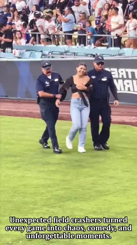 These uninvited guests who stormed the field were really entertaining.#Soccer#MLB#baseball #sports#tiktokgrowthchallenge 