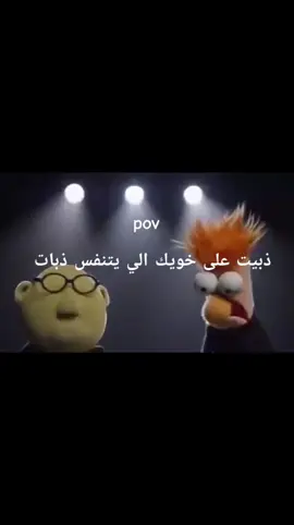 :يعد برج المملكة واحدًا من أبرز المعالم المعمارية في الرياض، ورمزا حديثا يعكس تطور المملكة العربية السعودية ونهضتها العمرانية. منذ افتتاحه، أصبح البرج وجهة رئيسية للسكان والزوار، ليس فقط لارتفاعه المميز، بل أيضًا لما يقدمه من مرافق متنوعة وتجربة فريدة. تم افتتاح برج المملكة عام 2002، وهو مشروع تابع لشركة شركة المملكة القابضة التي يملكها الأمير الوليد بن طلال. يبلغ ارتفاع البرج حوالي 302 متر، ويتكون من 99 طابقا، ما جعله لفترة طويلة أحد أطول المباني في قدد الشرق الأوسط، تضميمه الفريد الذي يشتبه فتحة القوسة فلي عط أعلاه يميزه عن بقية ناطحات السلحاب، وقد صمم ليكون تحفة معمارية تجمع بين الحداثة والهوية المحلية. يضم البرج مجموعة واسعة من المرافق، منها مكاتب إدارية، وشقق سكنية فاخرة بالإضافة إلى فندق فورسيزونز الرياض الذي يعد من أفخم الفنادق في المدينة. كما يحتوي على مركز تسوق ضخم يعرف باسم مملكة مول، ويضم العديد من العلامات التجارية العالمية والمطاعم الراقية من أبرز معالم
