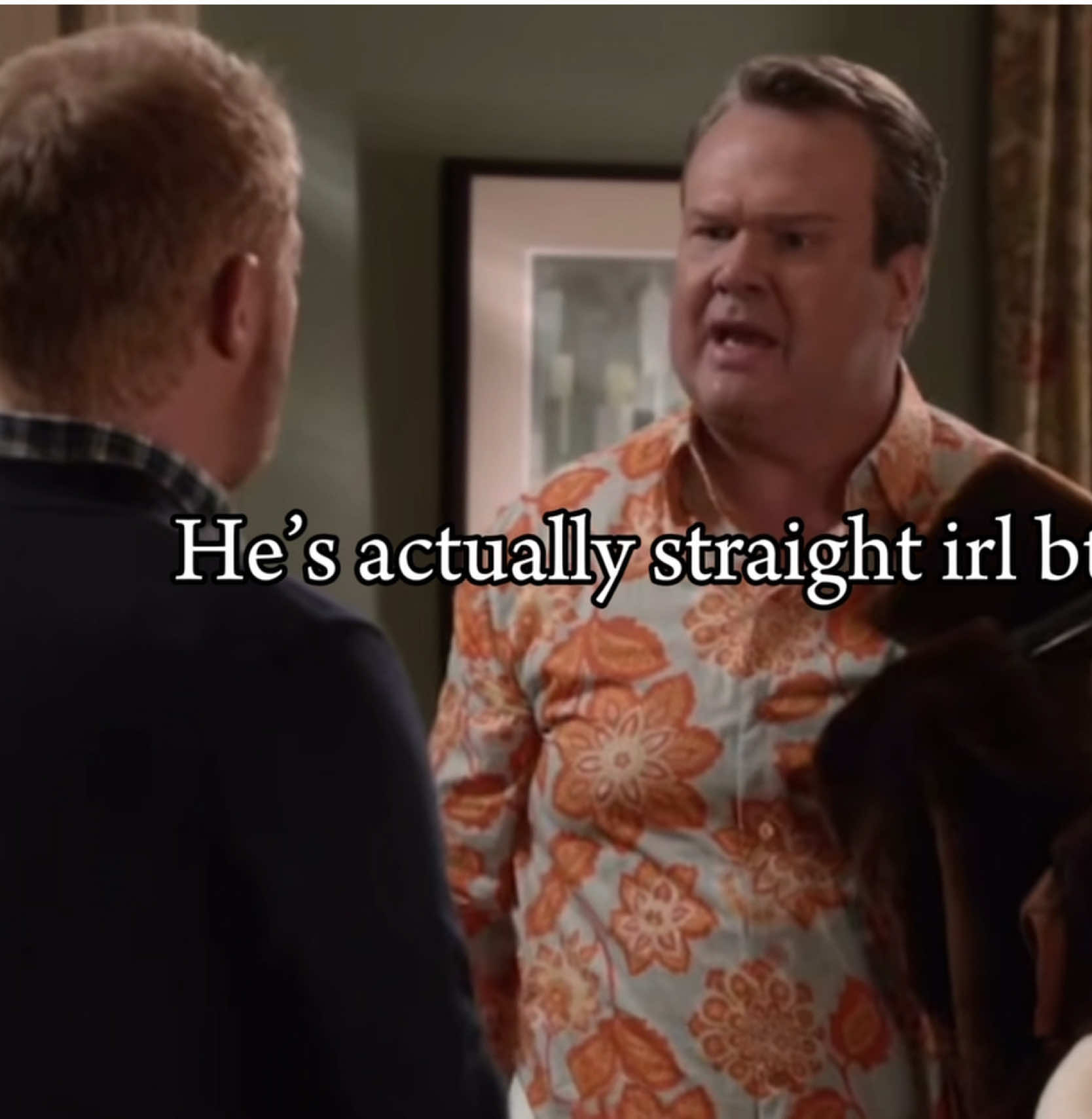 I love cam sm 🤣 || #modernfamily #fyp #camerontucker #mofy #viral 
