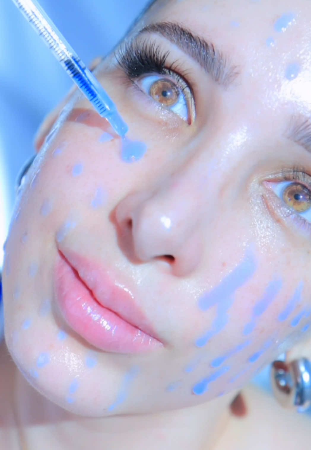 the blue is real and the glow is even better 💙 @COSRX US #cosrx #copperpeptide #cosrxpartner #koreanskincare #antiaging 