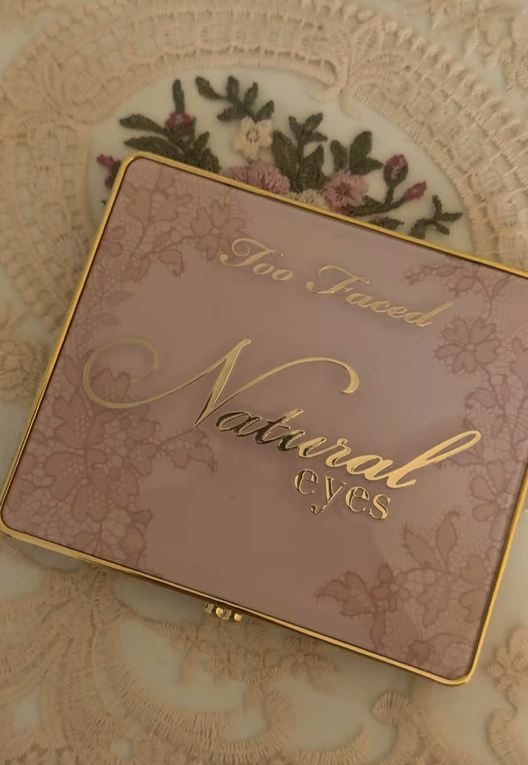 #toofaced #vintage #2000s #palette #eyeshadow 