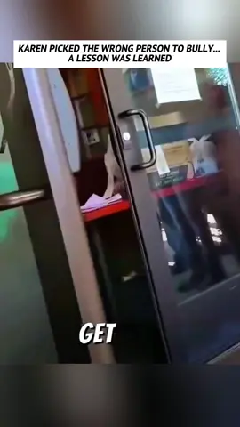 KAREN PICKED THE WRONG PERSON TO BULLY...A LESSON WAS LEARNED #publicfreakout #karen #karenfreakouts #karensgonewild #fyp 
