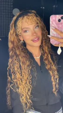 چقدر بی رحم‌ بودن بهم میاد🎀