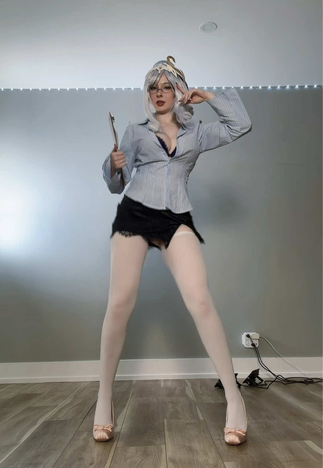 Office siren Odette~ #cosplay #GenshinImpact 