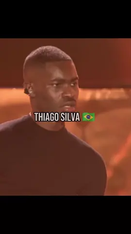 The Thiago Silva chant is actually too cold😭🙏. What a performance from Dave at Reading Festival 2026. #dave #santandave #ukrap #readingfestival 