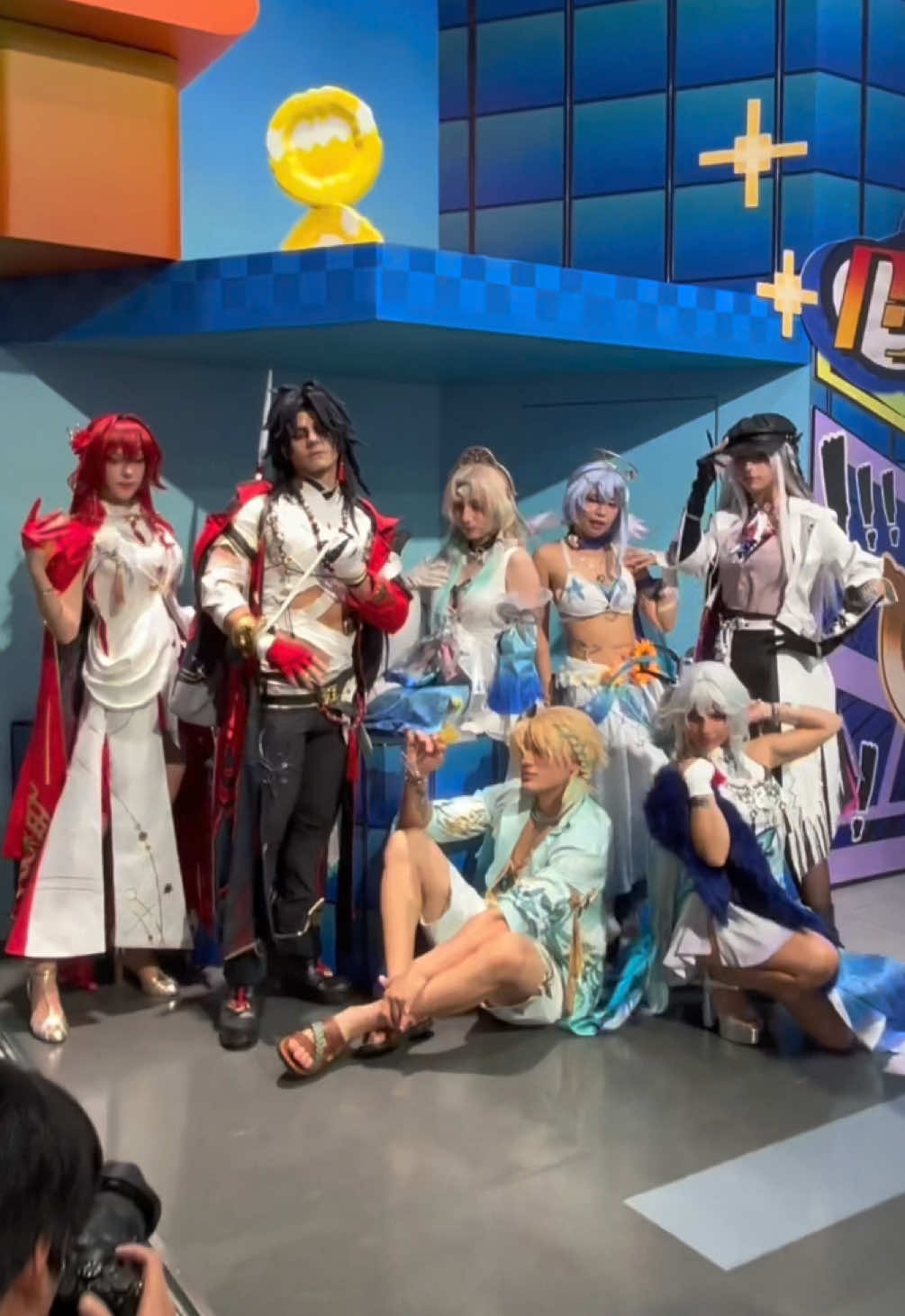 Bring me back to Gamescom !!🚶🏻‍♂️ Teammates in the video :  @mineko ✧ ⋆ @aphelios_cosplay @bakuuhatsu ➡️ GAMESCOM @Himee月の姫 @Taryn Cosplay @Ribi 🐾  @ugreen.deutschland   #starrailgc2026 #travelacrosshoyoverse #ugreenxhsr #hsr #cosplay