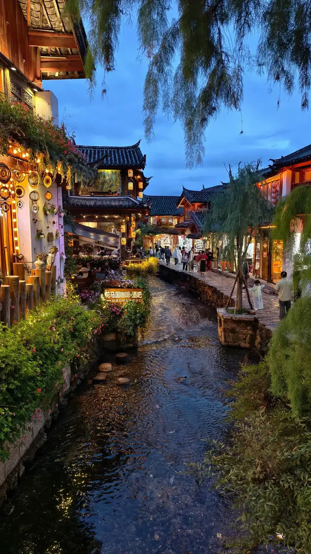 “也许你来过这里，或许你还没来，但我相信，总有一天，你会来”。#丽江#丽江古城#丽江旅行#云南旅行#云南自由行