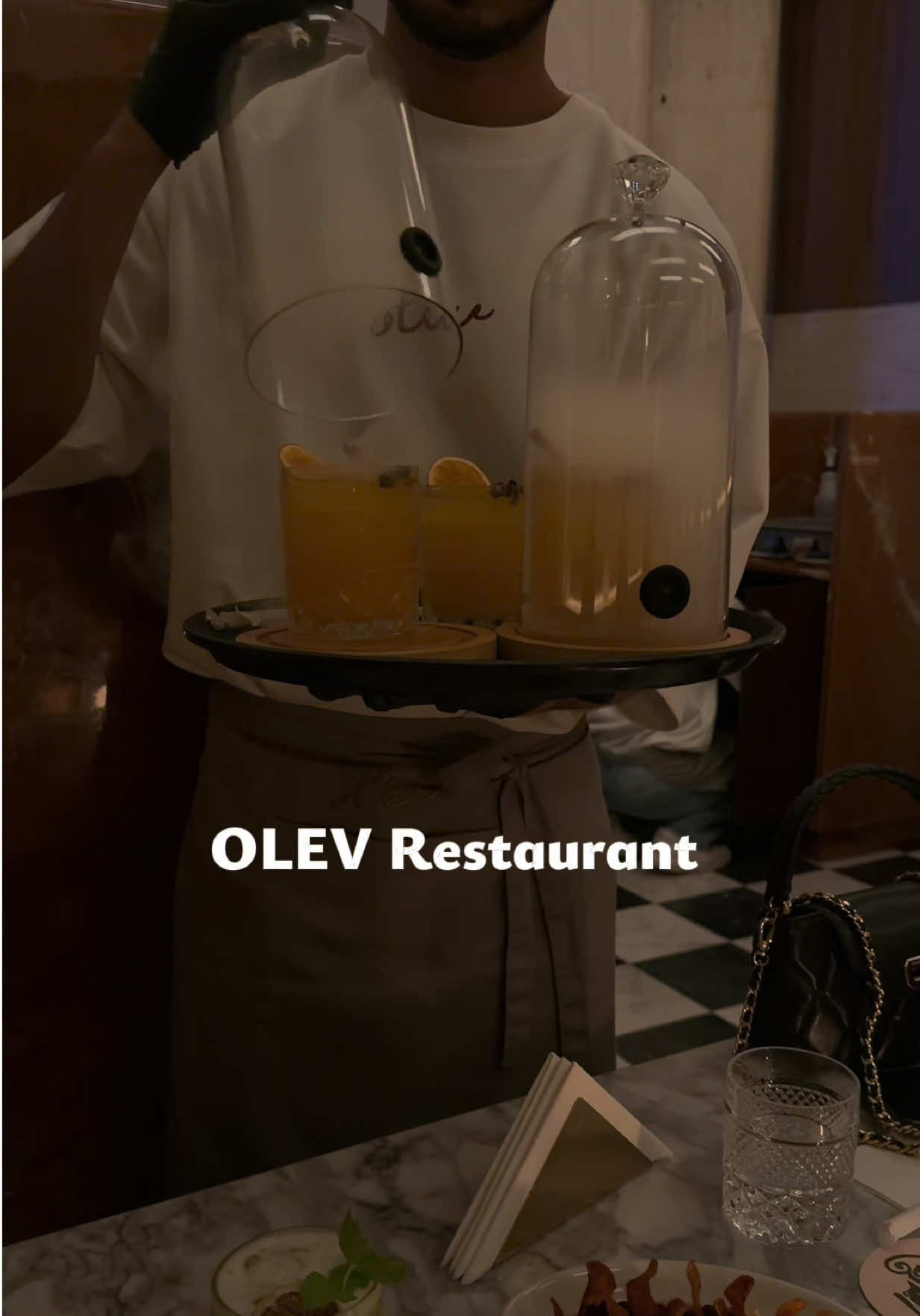 OLEV Restaurants @olev.sa  المطعم موجود في مجمع 11West طريق الملك. المكان والأجواء والأكل يستاهل أنكم تجون وتجربونه!  #مطاعم_جدة #مطاعم #تغطيات #اكسبلور 