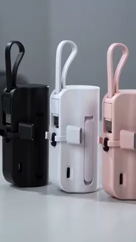 🔋📱 Seu celular sem bateria no pior momento? Nunca mais! O mini Power Bank de 10.000mAh é compacto, prático e perfeito para carregar na bolsa e levar para qualquer lugar! ✨ Ideal para viagens, trabalho, faculdade, shows e aquele rolê em que você não pode ficar procurando tomada. ⚡💖 🚨 Corre para garantir o seu! Se estiver disponível agora, aproveite antes que o estoque acabe! 🛍️🔥 #powerbank #carregadorportatil #achadinhostiktok #tecnologia #oferta 