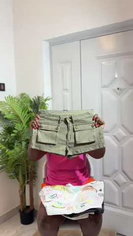 #shortjeans #ghanatiktok🇬🇭 #jeans #goviral join my live now 
