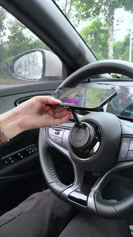 This mobile phone holder has lots of uses and really holds your phone well #tiktokmademebuyit #carhacks #gadget #phonemount #musthave 