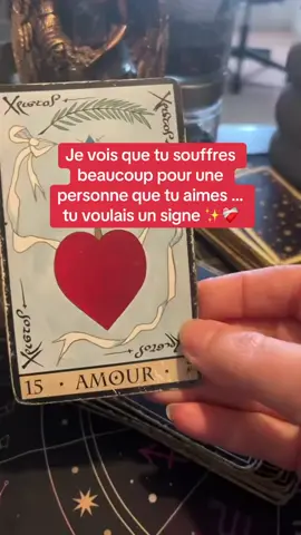 Tu souffres beaucoup pour une personne que tu aimes et tu voulais un signe n’est-ce pas ?  #tiragedujour #intuition #tiragesentimental #retouraffectif #tiktokfrance🇨🇵 