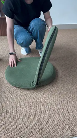 #floorchair #smallapartmentliving #adjustablechair #cozyhome #furniturefind 