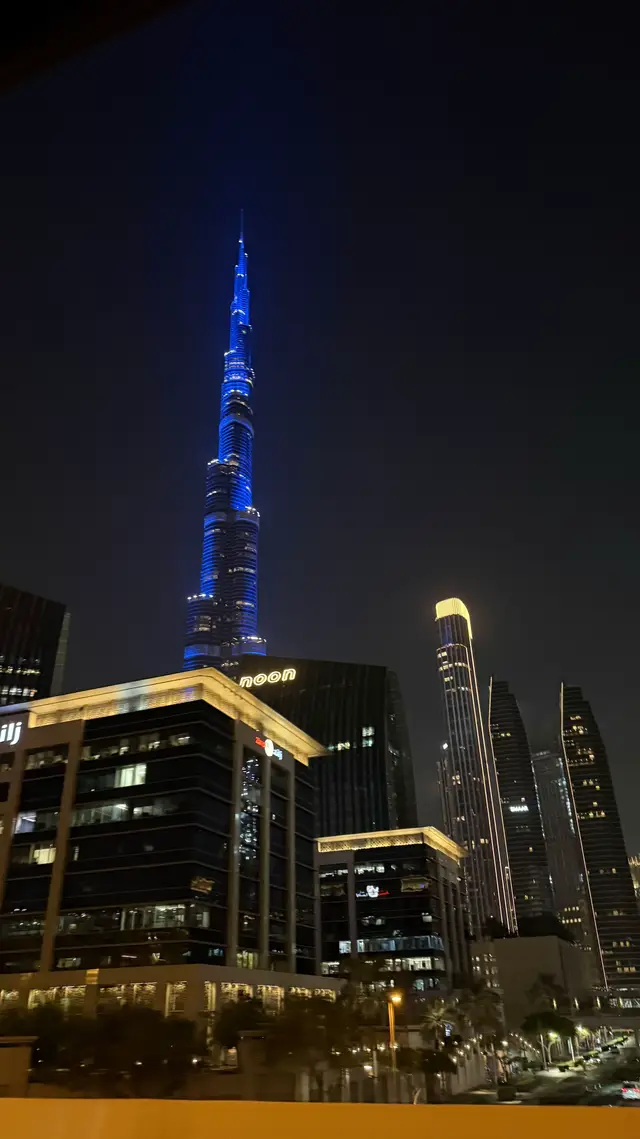 دبي عشوائيات♥️🇦🇪 #الامارات_العربية_المتحده🇦🇪 عشوائيات #دبي #برج_خليفه 
