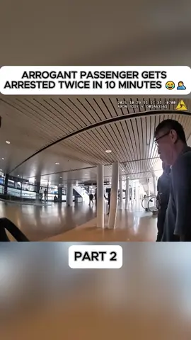 ARROGANT PASSENGER GETS ARRESTED TWICE IN 10 MINUTES 😂🤦‍♂️ #cops #copsusa #policeofficer #bodycam #fyp 