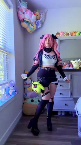 Nicole Zenless Zone Zero Cosplay